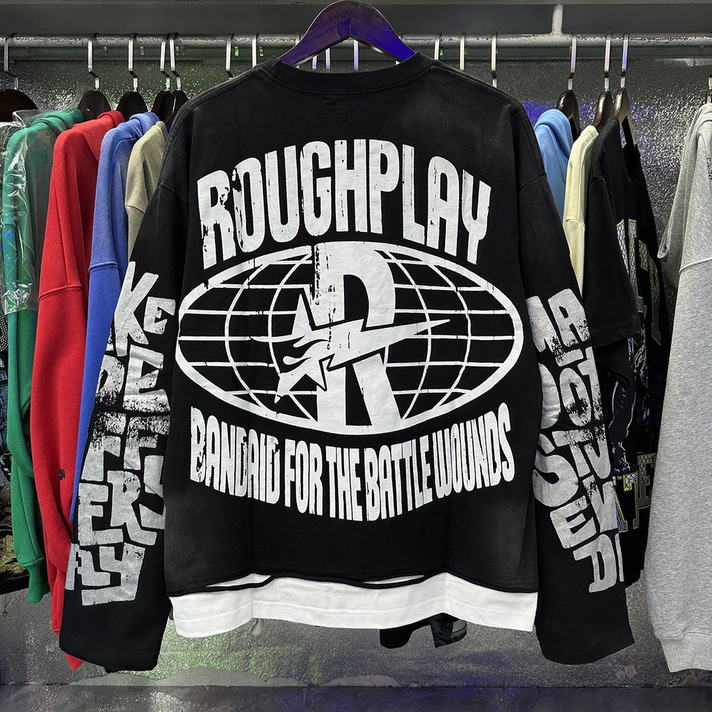 Rough Play Moon Walker Graphic Long-Sleeve T-Shirt ¡ª context